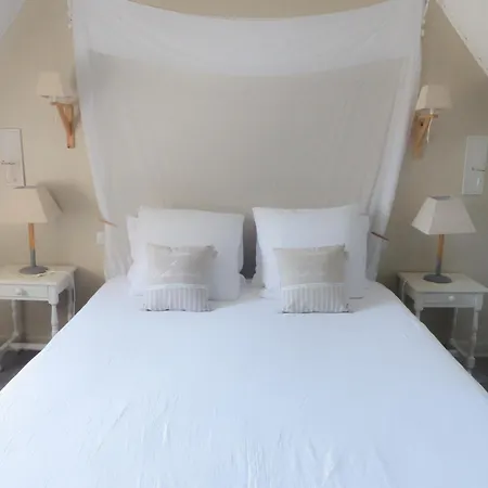 Ailes Et Iles Bed and Breakfast